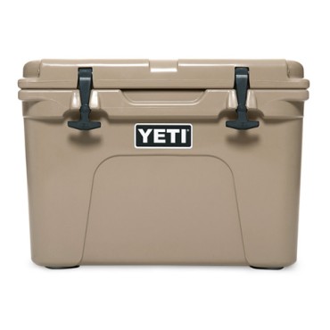 YETI Tundra 35 Cooler Desert Tan