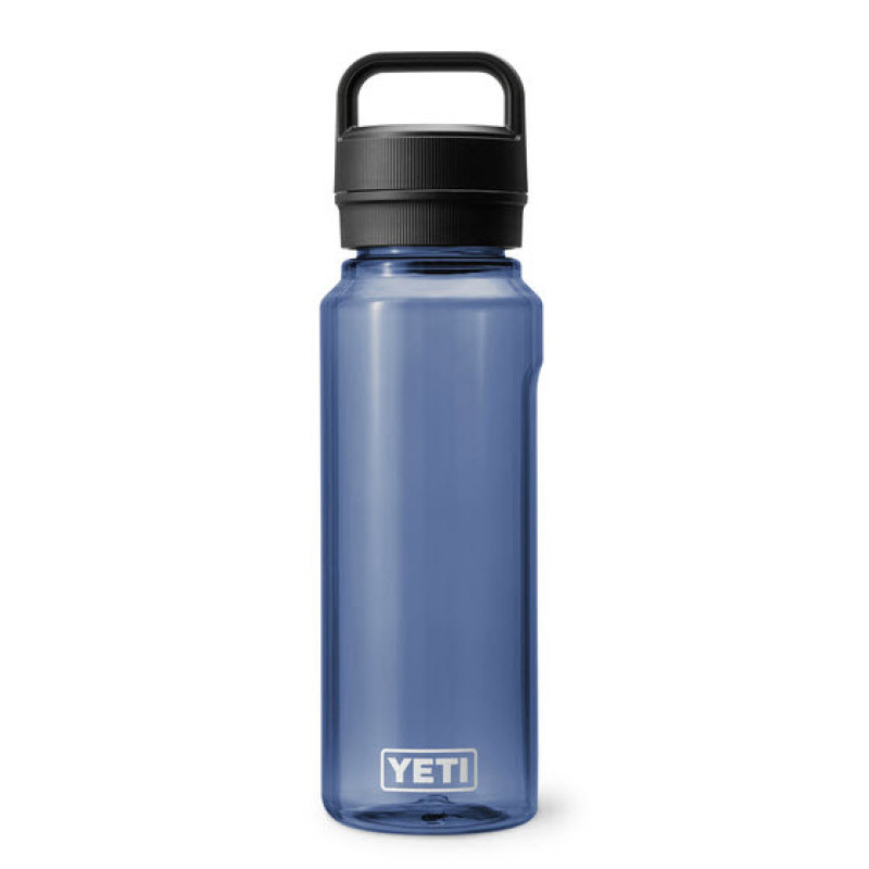 YETI Yonder 1L / 34 oz Water Bottle Navy with Yonder Chug Cap