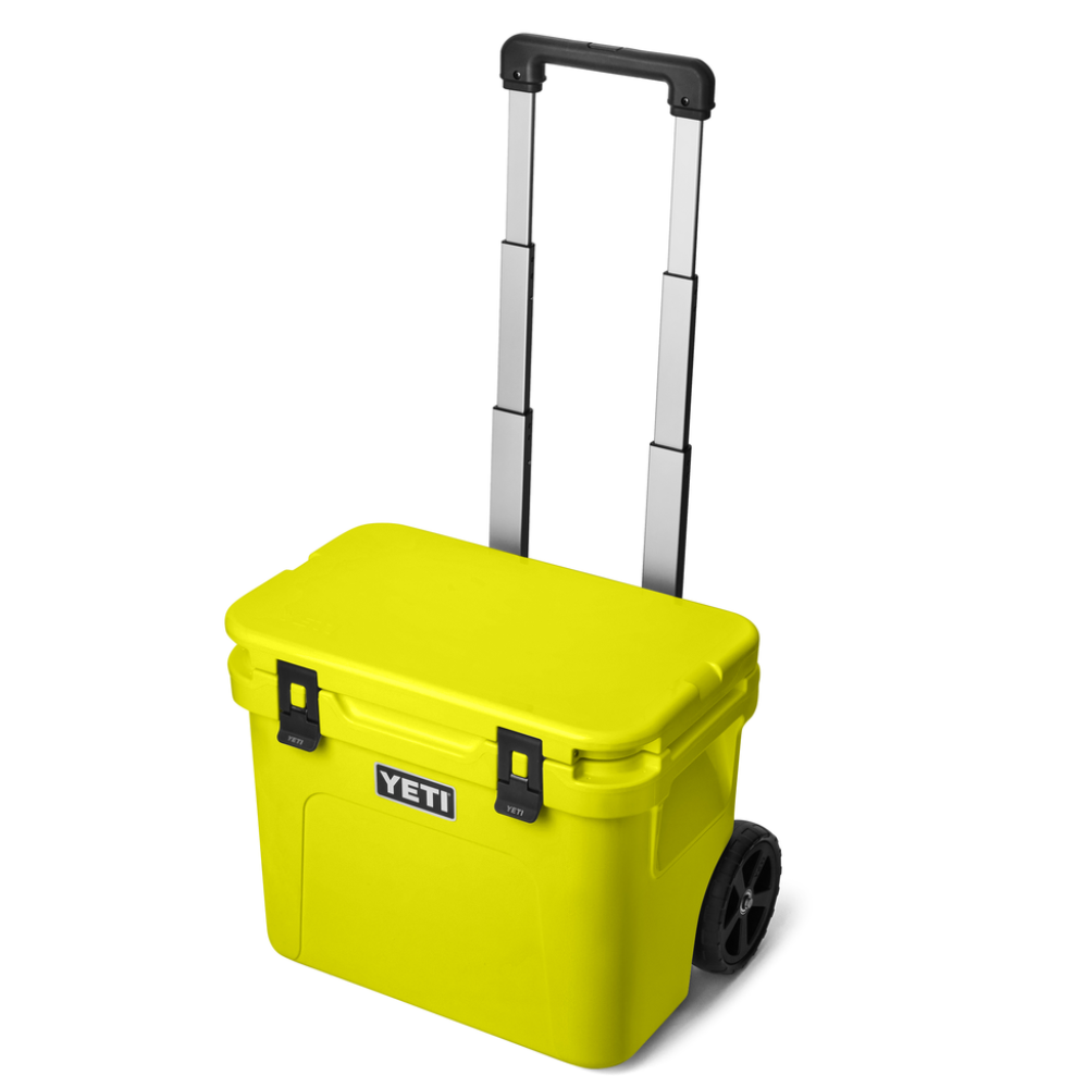 YETI Roadie 32 Wheeled Cooler Firefly Yellow YETI Roadie 32 Wheeled Cooler Firefly Yellow