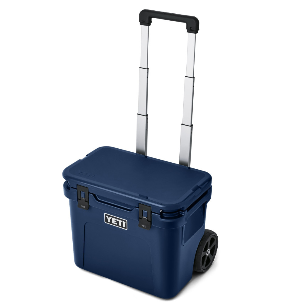 YETI Roadie 32 Wheeled Cooler Navy YETI Roadie 32 Wheeled Cooler Navy