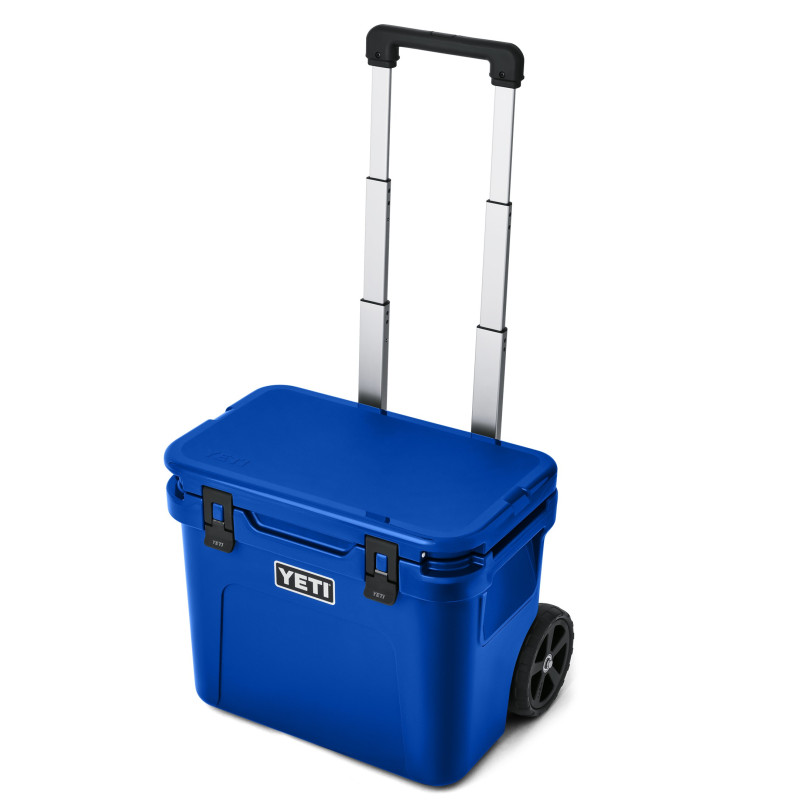 YETI Roadie 32 Wheeled Cooler Royal Blue