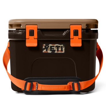 YETI Roadie 15 Wetlands Camo