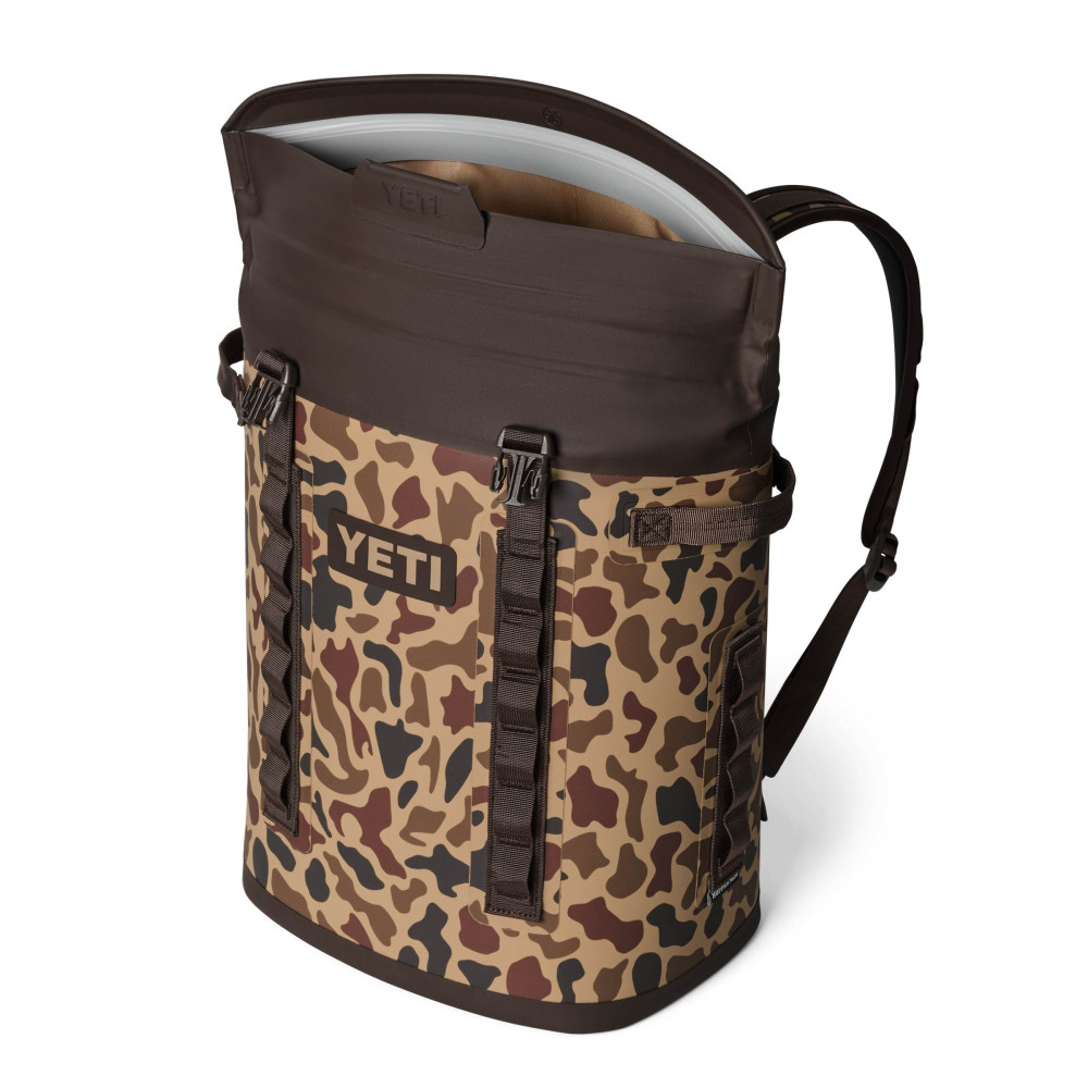 YETI Hopper M20 Backpack Cooler Wetlands Camo