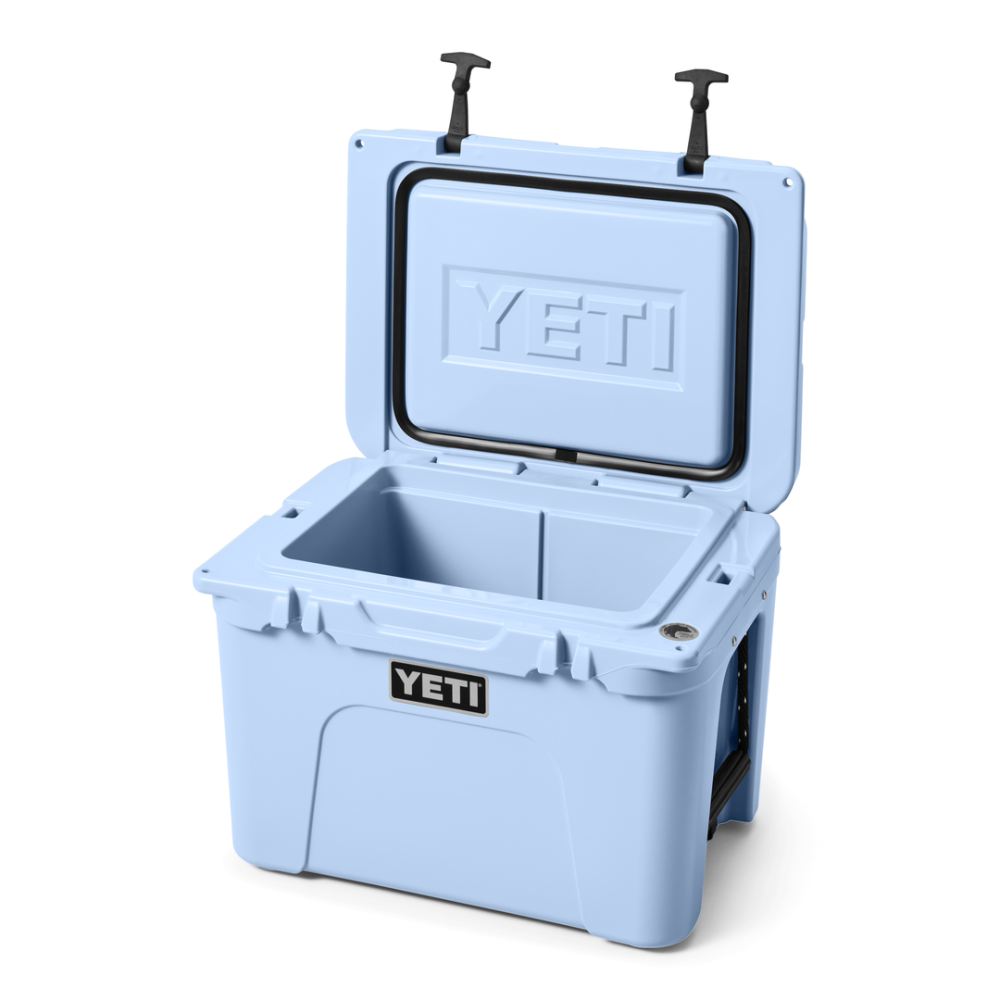 YETI Tundra 35 Cooler Big Sky Blue