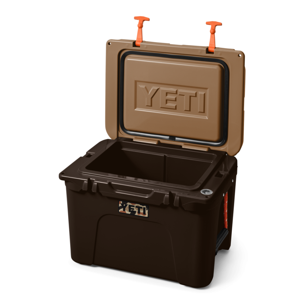 YETI Tundra 35 Cooler Wetlands Brown